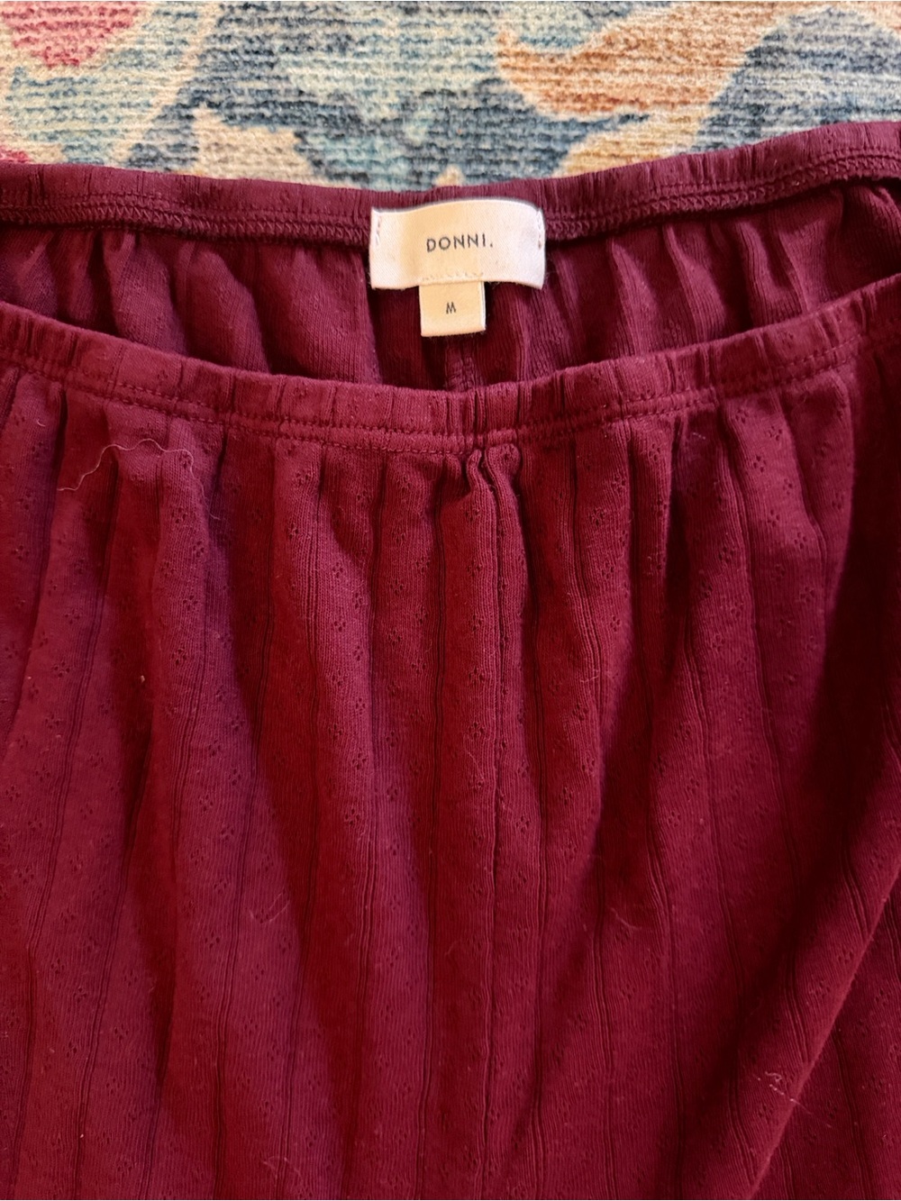 Like new. DONNI. Burgundy Pointelle Simple Crop Pant - Picture 2 of 4